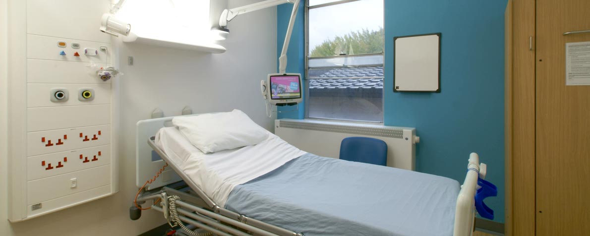 LSI Architects Addenbrooke's Hospital Paediatric Outpatients Ward Patient Bedroom