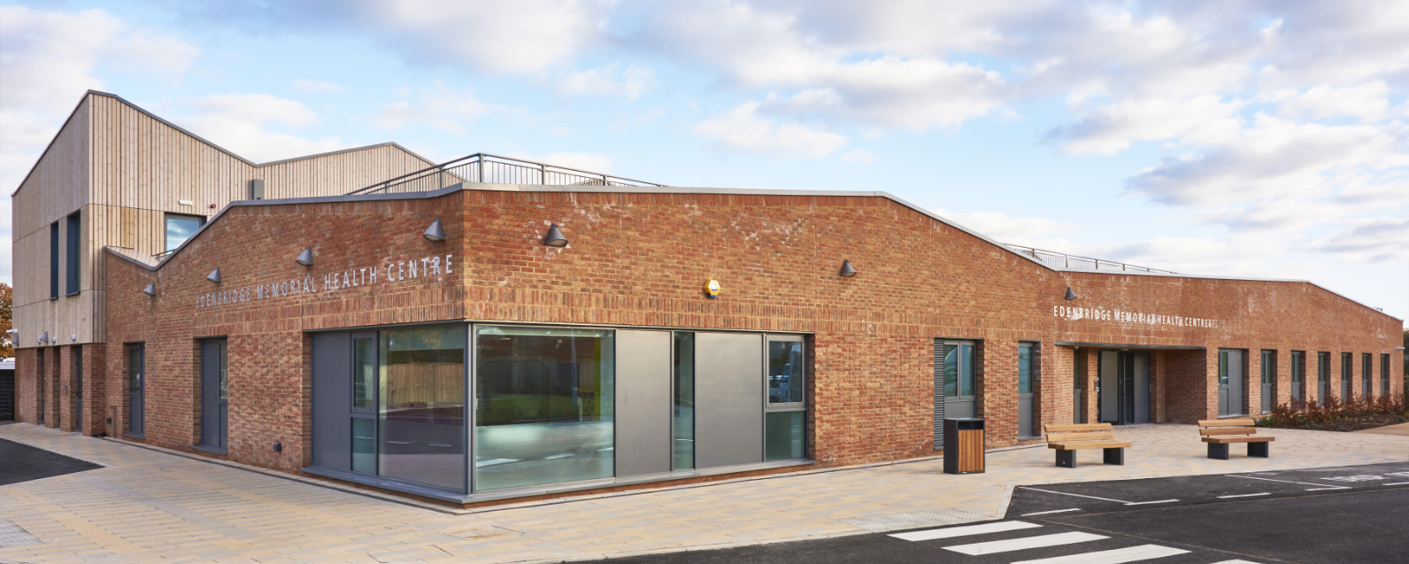 LSI-Architects-Edenbridge-Memorial-Health-Centre